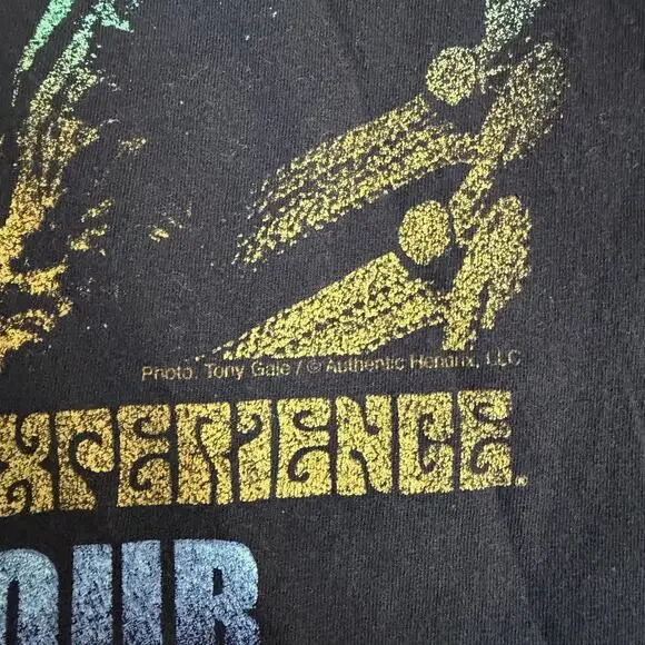 Authentic Hendrix Jimi Hendrix Shirt Mens Medium Black 67 World Tour Graphic Tee - Picture 4 of 9